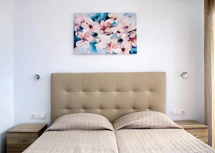 Gardens Exclusive Daire Gennadi