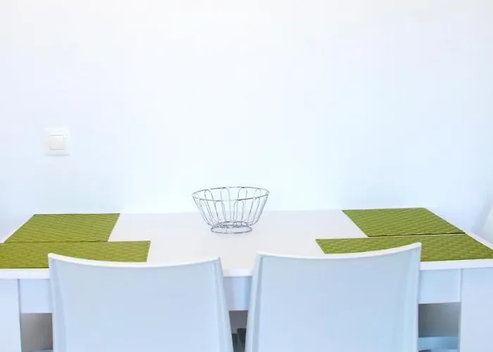 Gardens Exclusive Gennadi