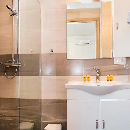 Apartament Gardens Exclusive Jenadi